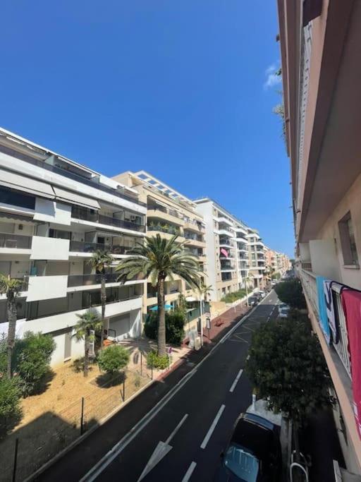 3 Pieces Apartment A Juan-Les-Pins Antibes Exterior photo