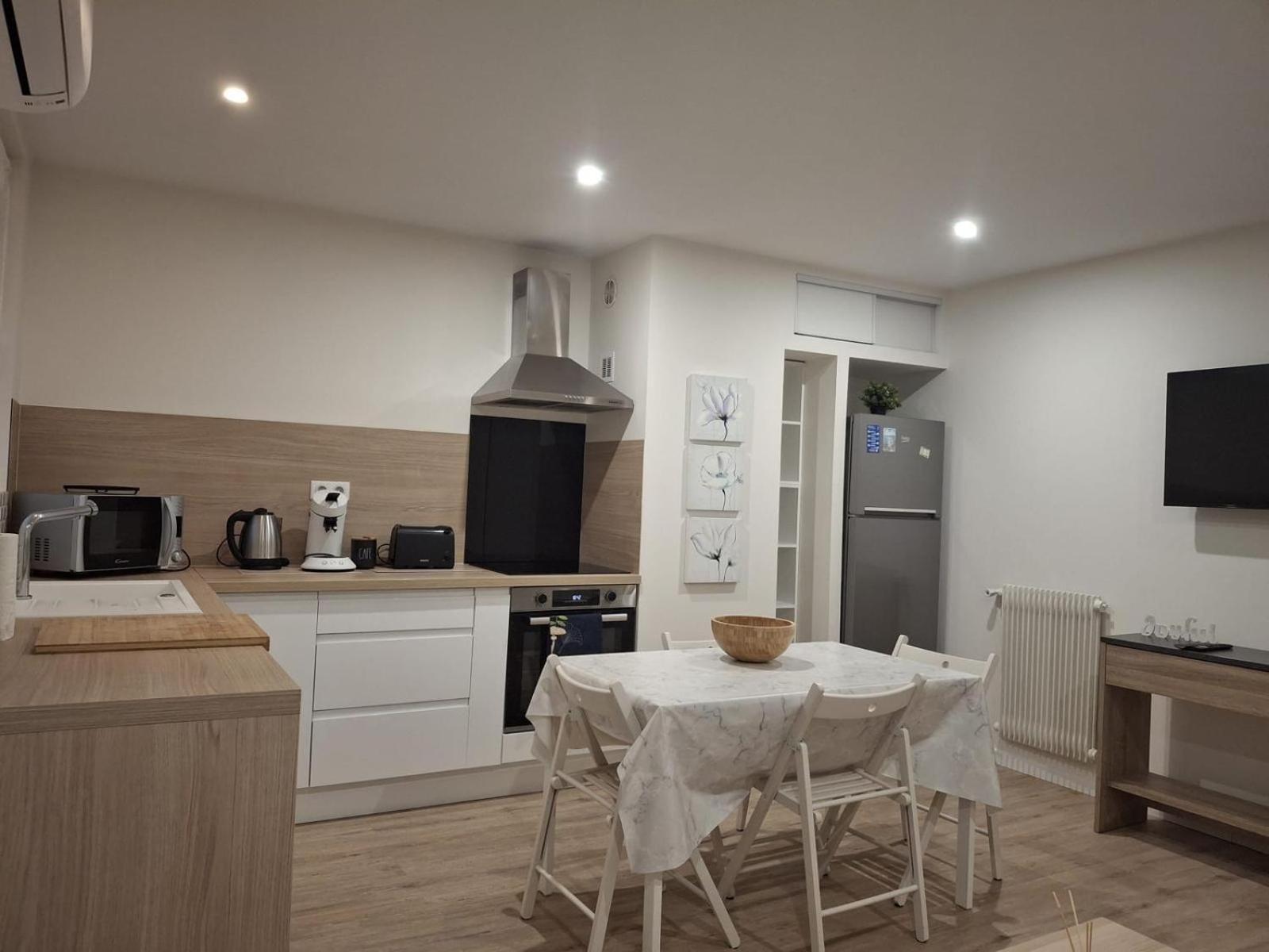 3 Pieces Apartment A Juan-Les-Pins Antibes Exterior photo